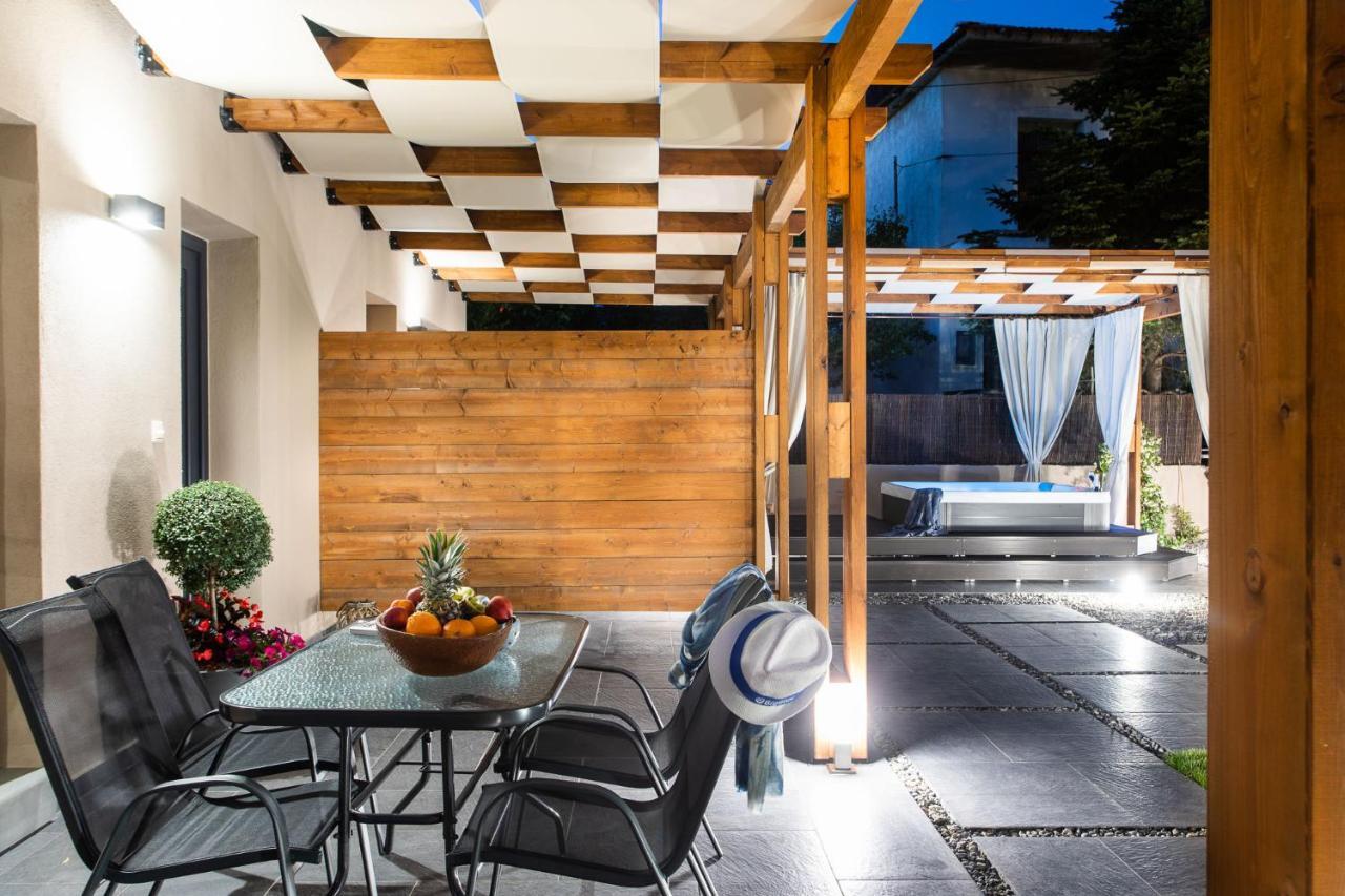 Meteora Boutique Villa E カランバカ エクステリア 写真